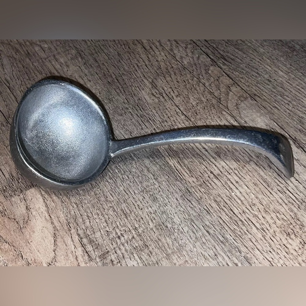 Vintage Wilton Columbia Armetale Pewter Serving Spoon/Soup Tureen Ladle 8”x3”